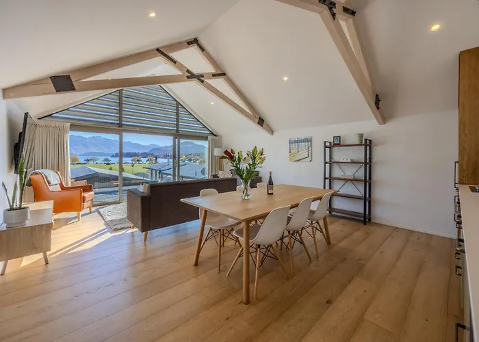 Appartement Aspiring View - Modern & Stylish 3-brm, 3-bth - 2 Min Walk To & Town Wanaka