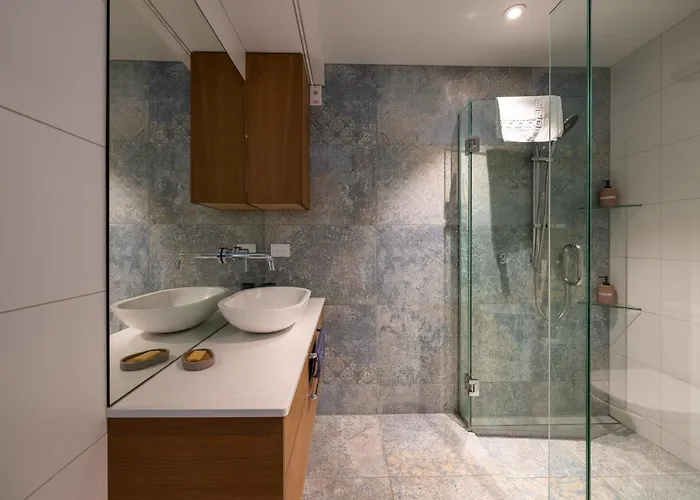 Aspiring View - Modern & Stylish 3-brm, 3-bth - 2 Min Walk To & Town Appartement Wanaka