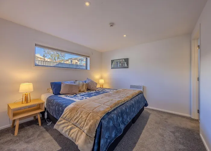 Appartement Aspiring View - Modern & Stylish 3-brm, 3-bth - 2 Min Walk To & Town Wanaka